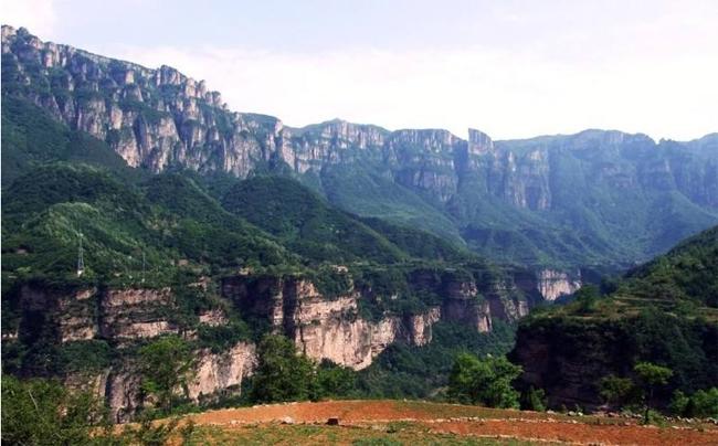 河南林州石板岩乡高家台画家村