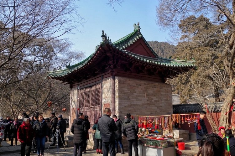 济南灵岩寺御书阁